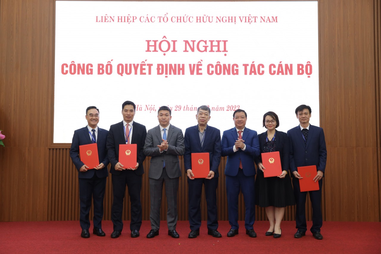 VUFO công bố các quyết định về công tác cán bộ