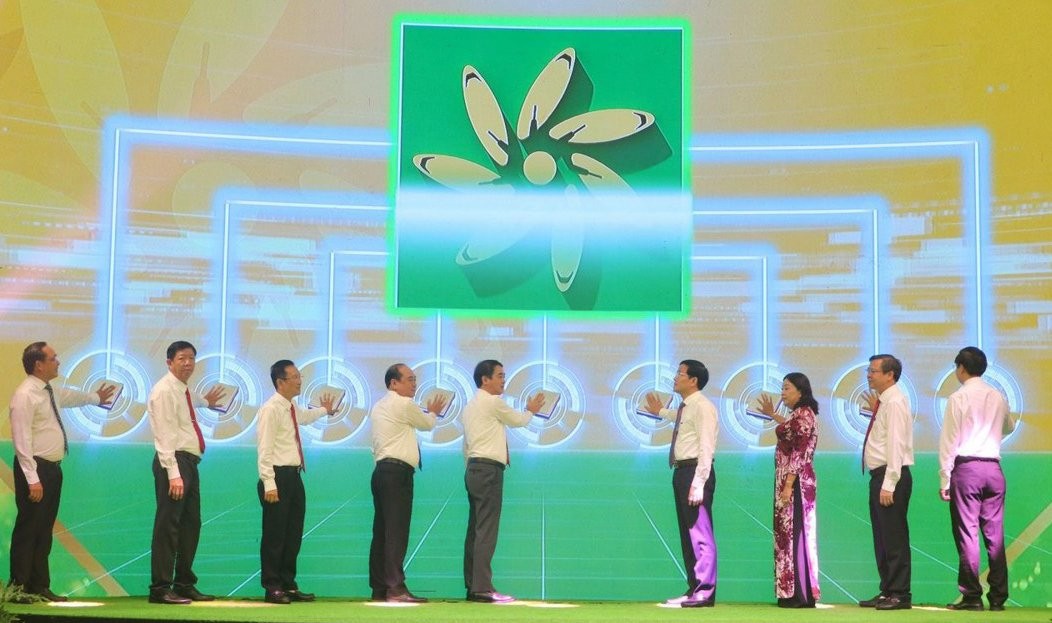 Ra mắt Sổ tay đảng viên điện tử Đảng bộ tỉnh Hậu Giang