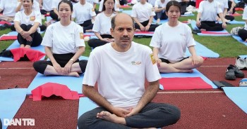 Đại sứ Ấn Độ Sandeep Arya: Tôi sẽ lễ chùa, nấu món Việt dịp Tết
