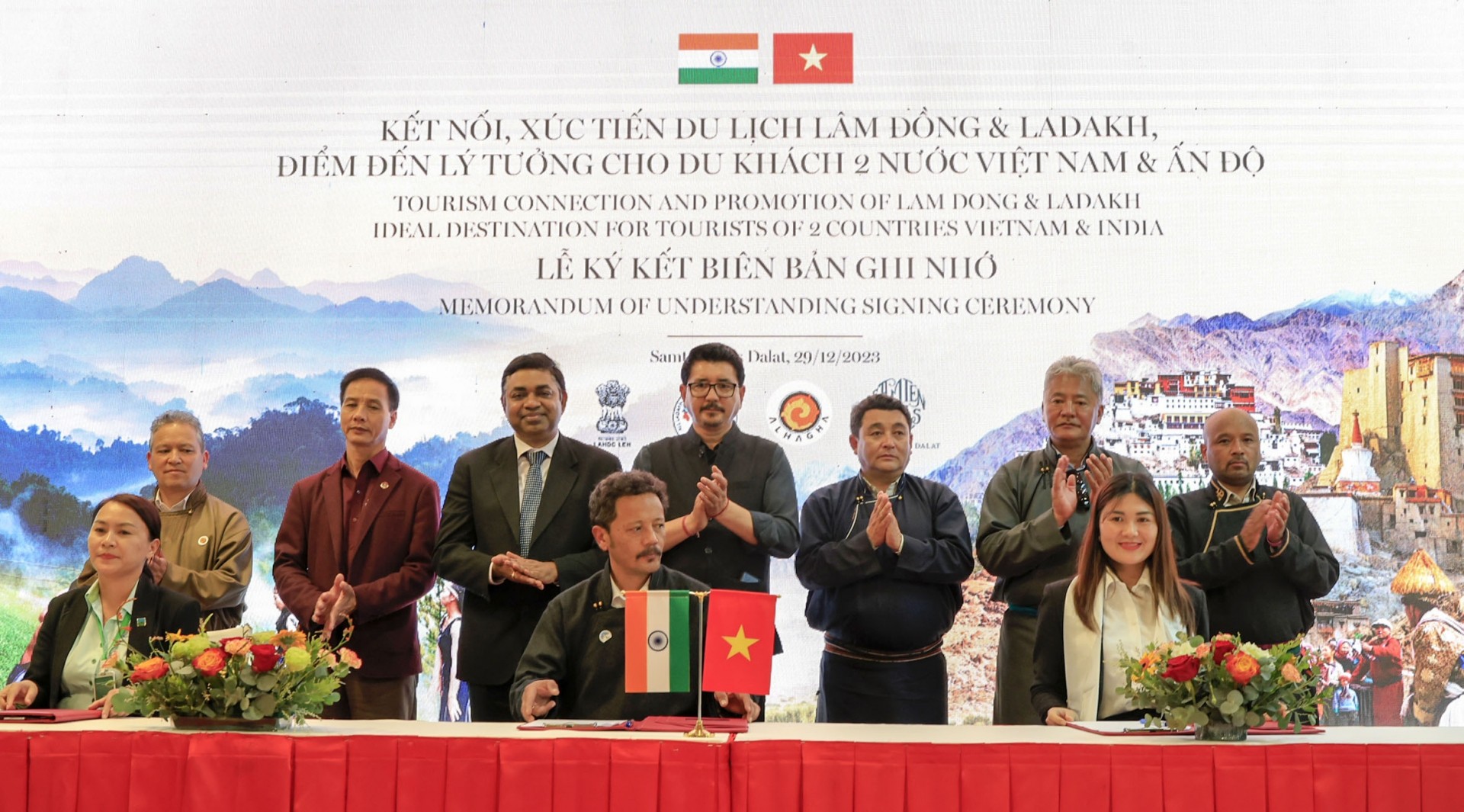 Ký kết giữa các doanh nghiệp du lịch Lâm Đồng với Liên minh Thương mại Du lịch Ladakh
