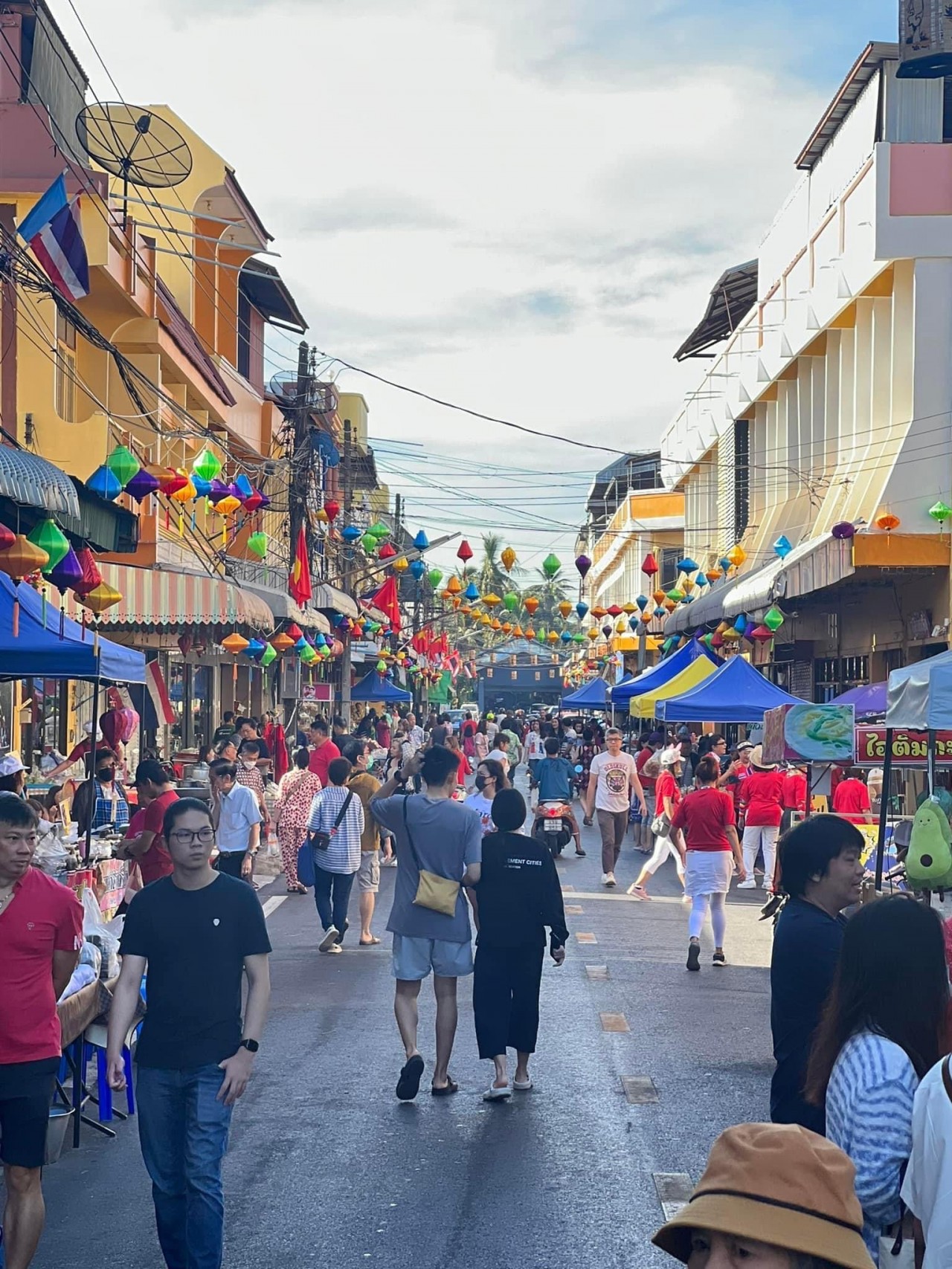 Phố Việt Nam ở Udon Thani, Thái Lan thu hút khách quốc tế ngày đầu năm 2024 Phố Việt Nam ở Udon Thani, Thái Lan thu hút khách quốc tế ngày đầu năm 2024