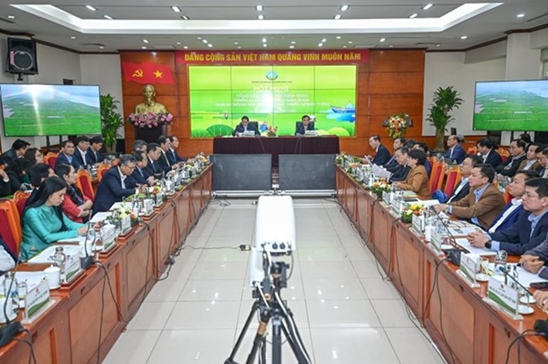 Hội nghị “Tổng kết công tác năm 2023, triển khai kế hoạch năm 2024 ngành nông nghiệp phát triển nông thôn” picture2-3146.jpg