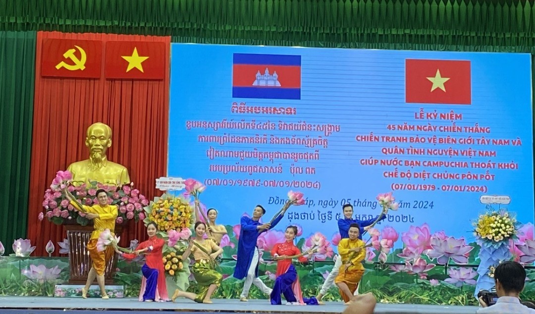 Đồng Tháp kỷ niệm 45 năm ngày chiến thắng chiến tranh bảo vệ biên giới Tây Nam
