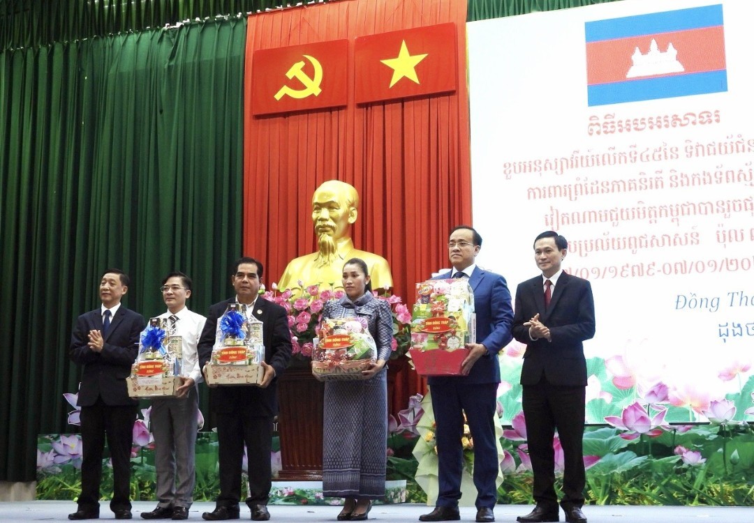 Đồng Tháp kỷ niệm 45 năm ngày chiến thắng chiến tranh bảo vệ biên giới Tây Nam