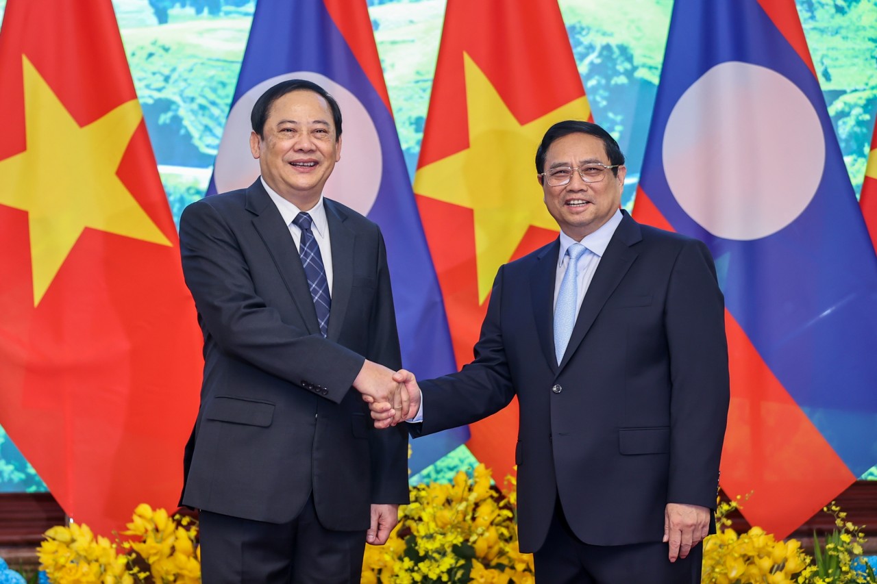 Lễ đón trọng thể Thủ tướng Lào Sonexay Siphandone thăm chính thức Việt Nam