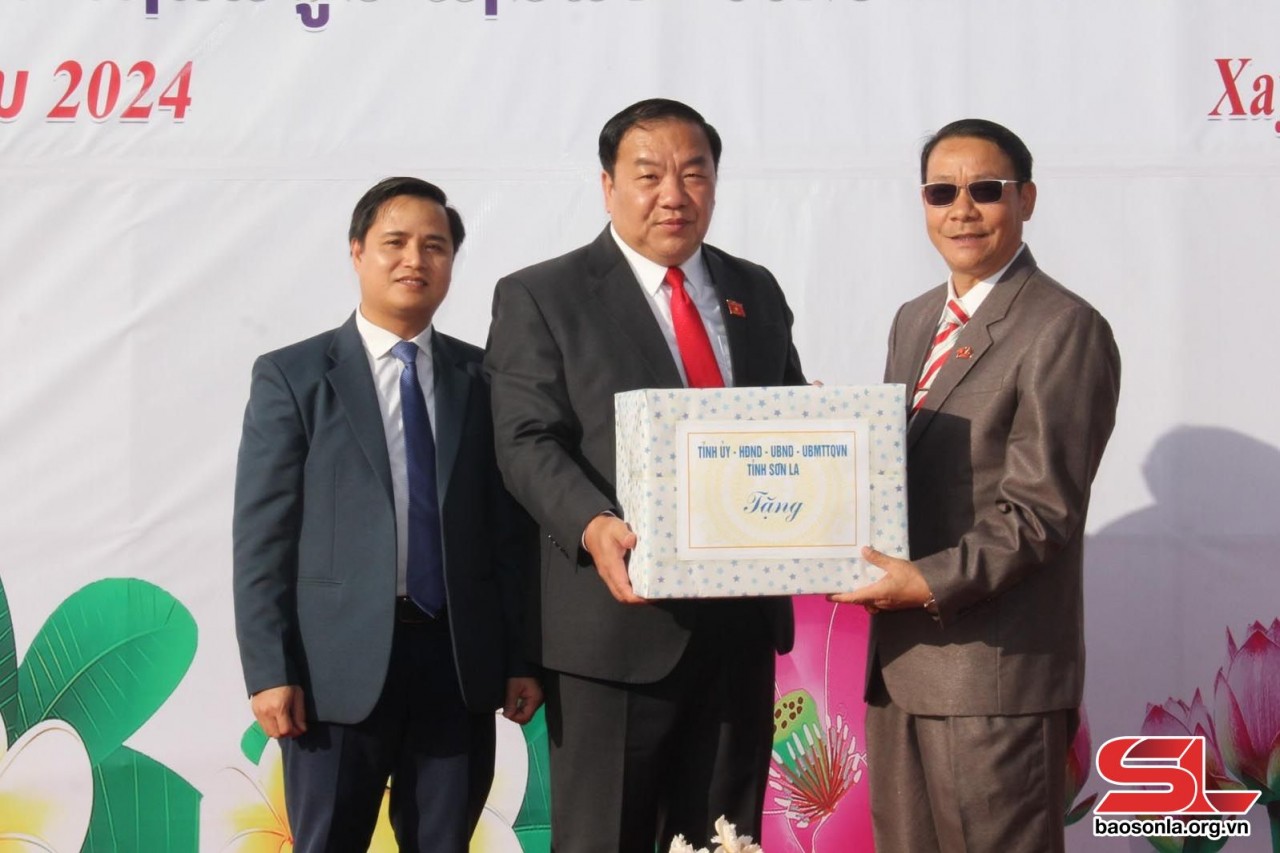 Tỉnh Sơn La và Xaysomboun khánh thành Công viên hữu nghị