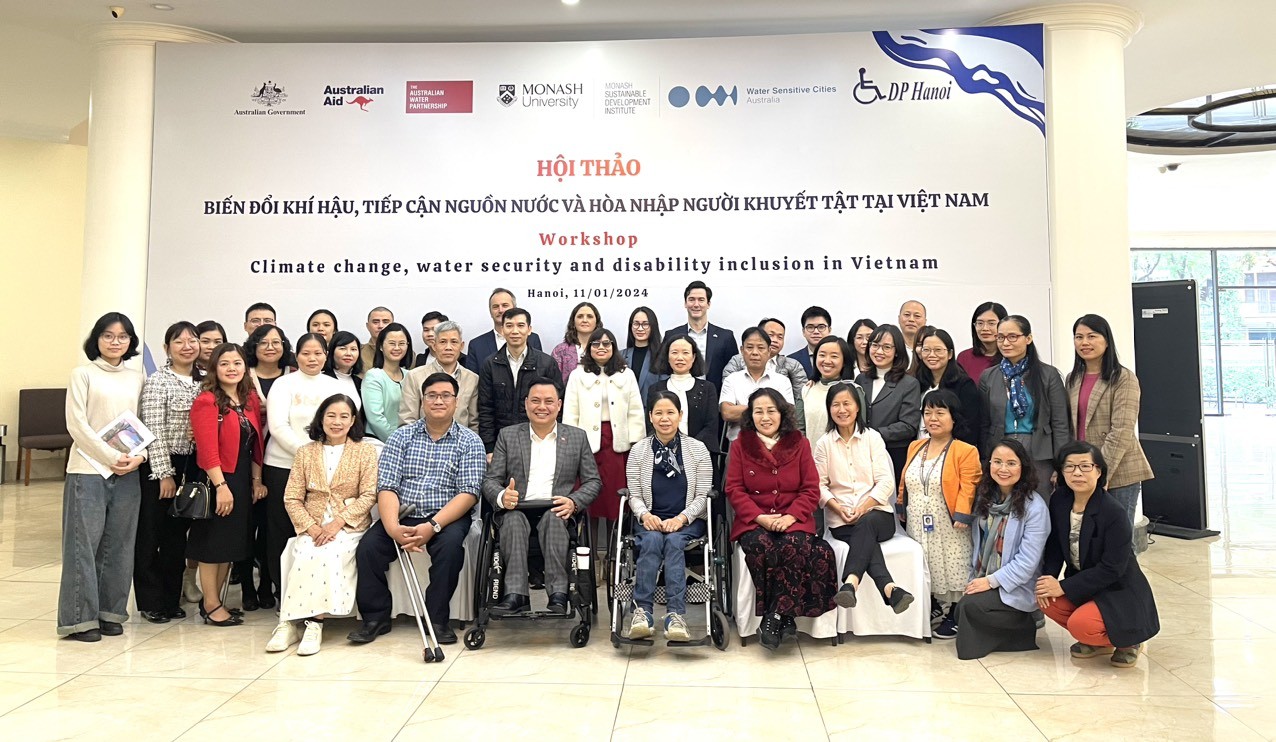Hỗ trợ người khuyết tật thích ứng với biến đổi khí hậu, tiếp cận nguồn nước
