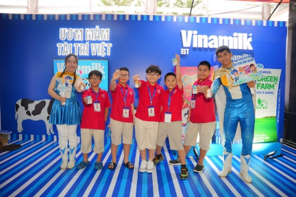 Vinamilk tiếp sức ‘chiến binh nhí’ trên sân chơi Robotacon WRO 2023