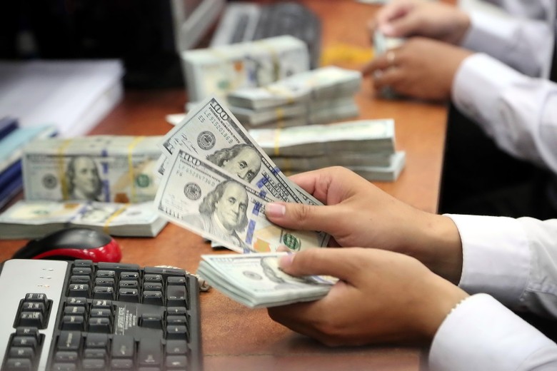 Tỷ giá USD/VND tăng mạnh.