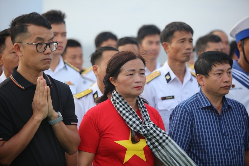 Lễ tưởng niệm 64 chiến sĩ “nằm lại phía chân trời” khi làm nhiệm vụ bảo vệ đảo Gạc Ma Lễ tưởng niệm 64 chiến sĩ “nằm lại phía chân trời” khi làm nhiệm vụ bảo vệ đảo Gạc Ma