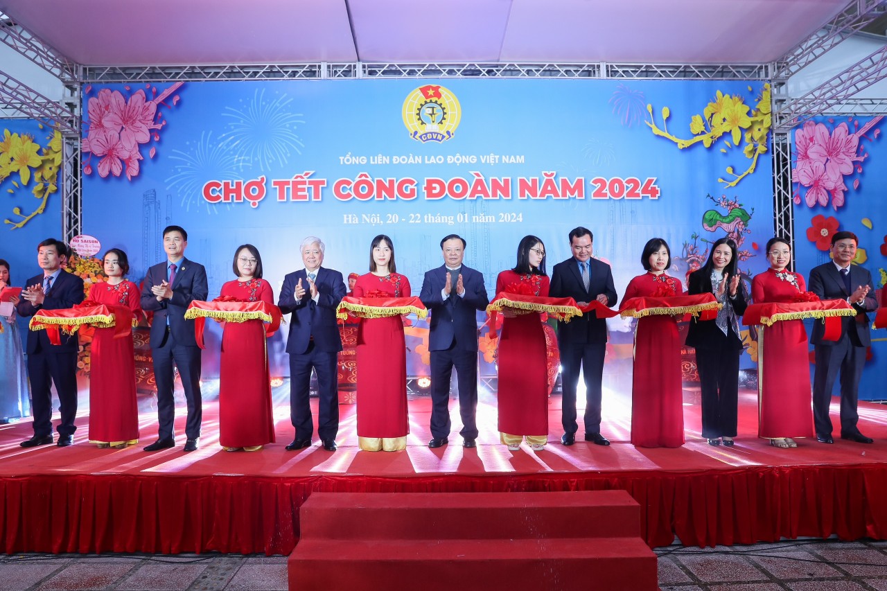 Hà Nội: Khai mạc “Chợ Tết Công đoàn 2024”