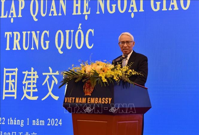 Phát triển quan hệ với Trung Quốc là ưu tiên hàng đầu trong chính sách đối ngoại của Việt Nam