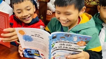 557 học sinh tỉnh Hà Tĩnh và Nghệ An được nhận học bổng Zhi Shan
