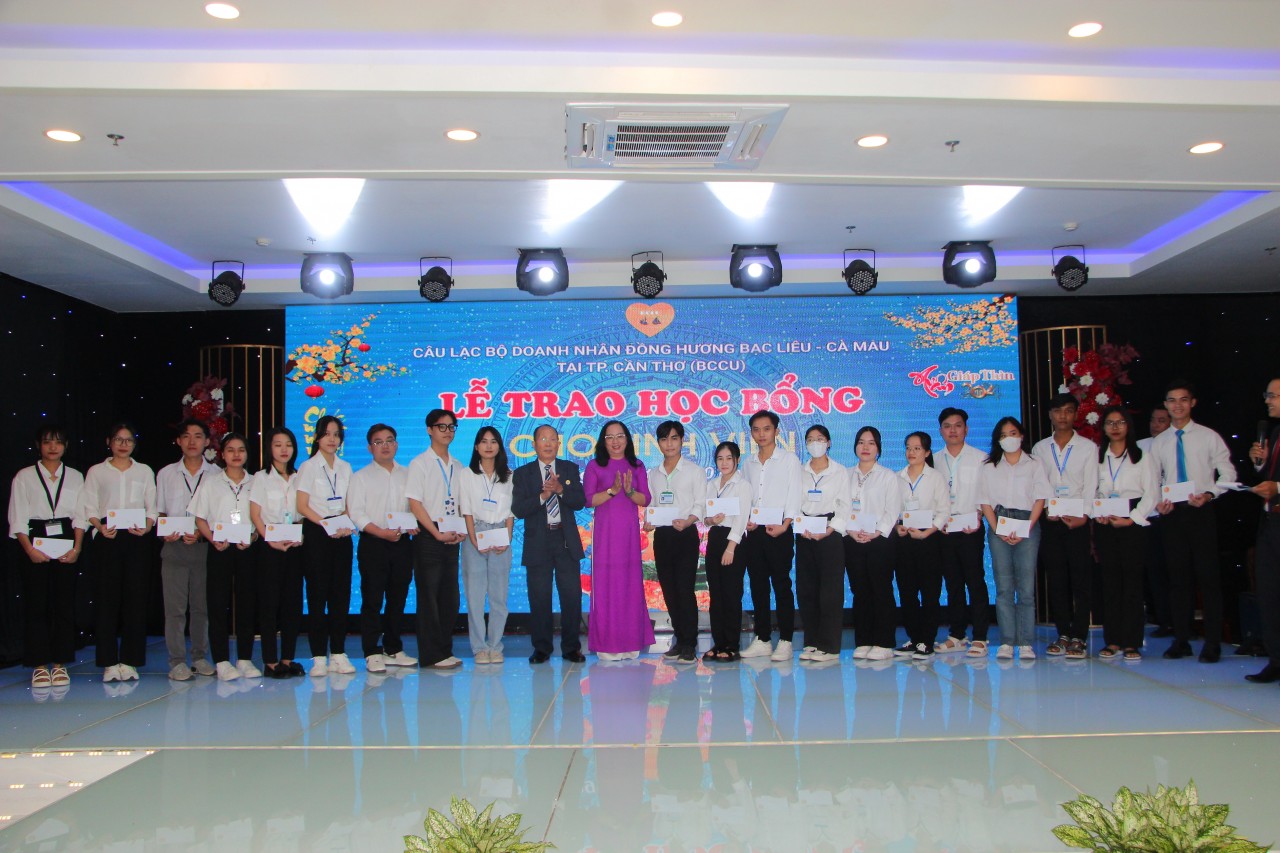 Hội đồng hương Bạc Liêu - Cà Mau huy động trên 5,5 tỷ đồng hướng về quê hương