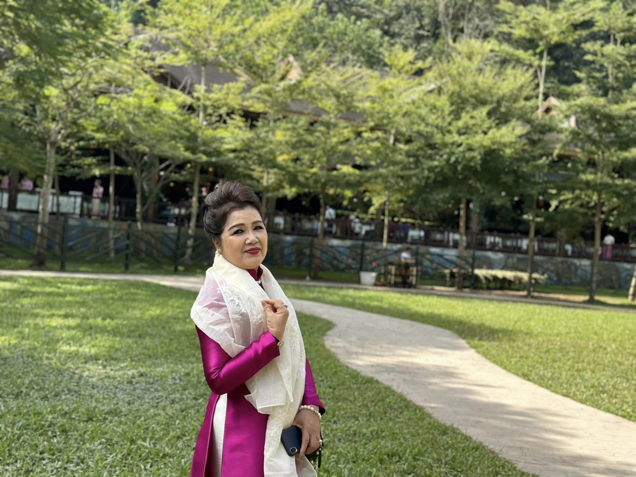 Nghệ sĩ nhân dân Lệ Ngọc