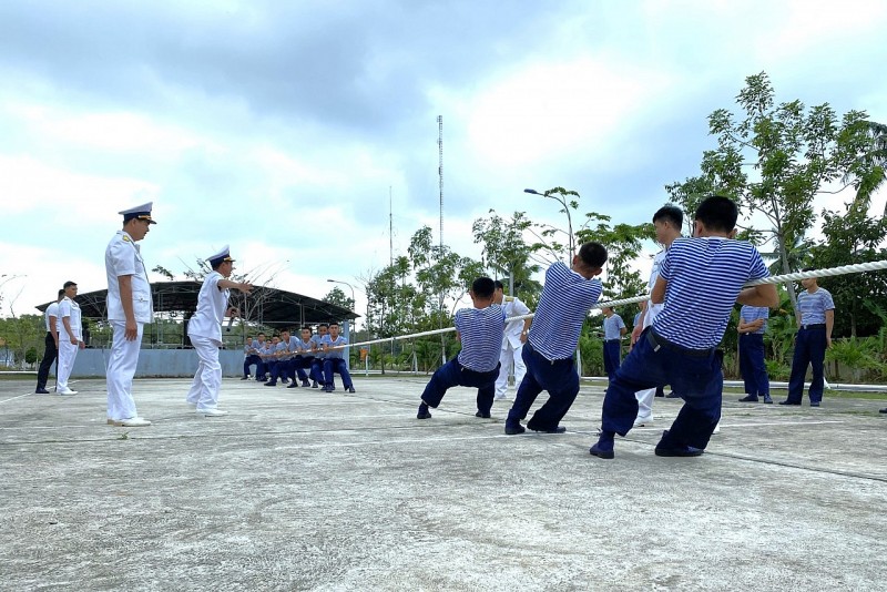 Vui xuân, đón Tết, sẵn sàng chiến đấu cao Vui xuân, đón Tết, sẵn sàng chiến đấu cao