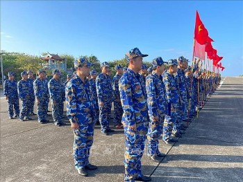 Huyện đảo Trường Sa hưởng ứng Tết trồng cây đầu năm mới