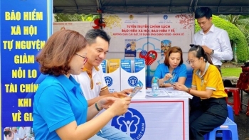 64% người dân tại đô thị nhận lương hưu, trợ cấp thất nghiệp qua tài khoản điện tử