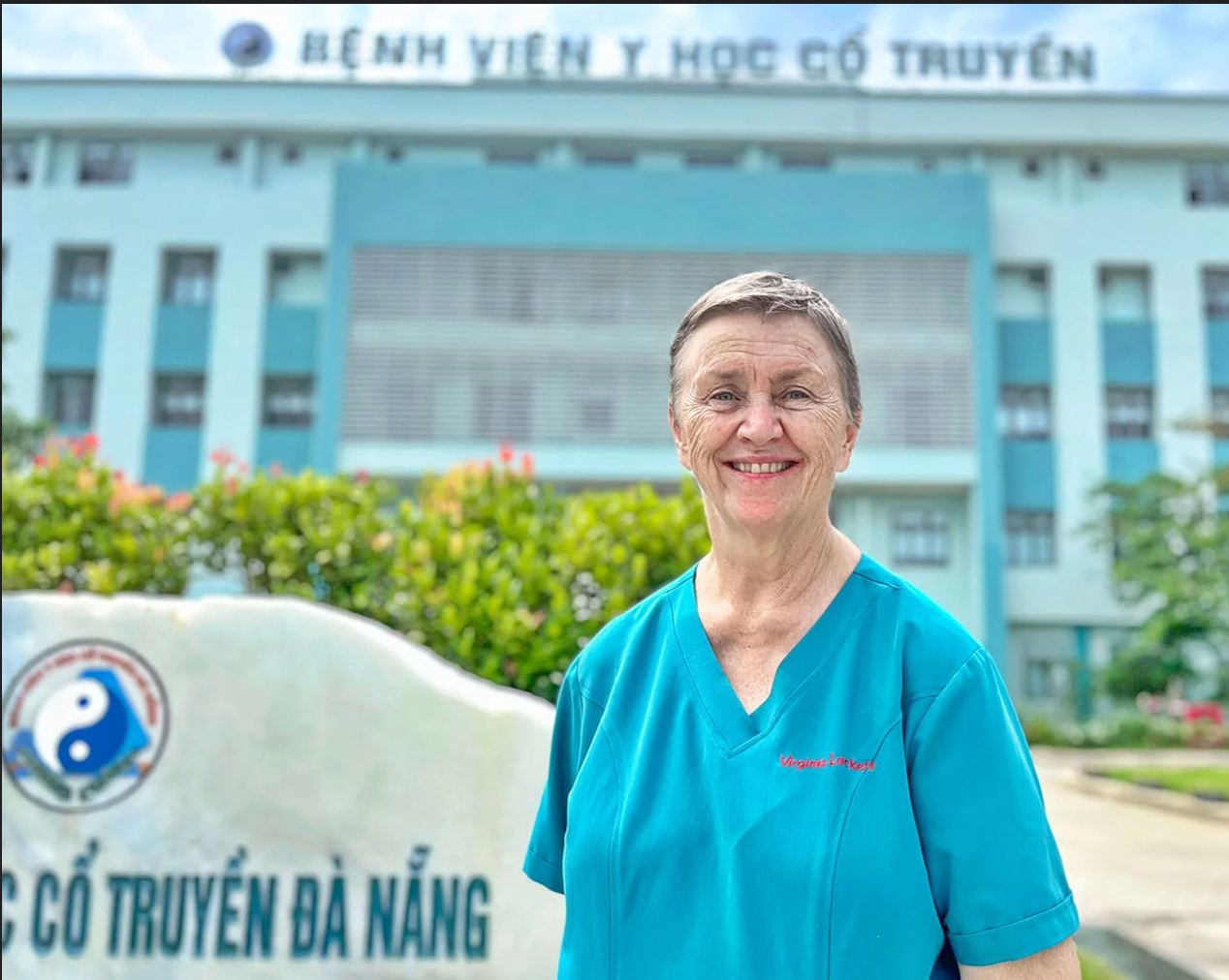 Bác sĩ Virginia Mary Lockett và câu chuyện chữa bệnh bằng tình yêu thương