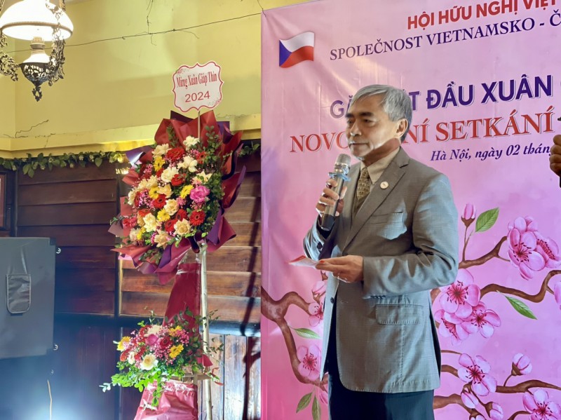 Hội hữu nghị Việt Nam - Séc tổ chức buổi Gặp mặt đầu xuân Giáp Thìn 2024
