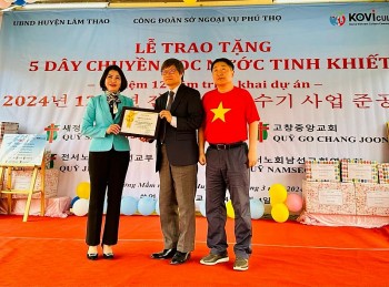 KCCC, Quỹ Jeonseonohwe (Hàn Quốc) trao tặng 5 dây chuyền máy lọc nước cho các trường học Phú Thọ