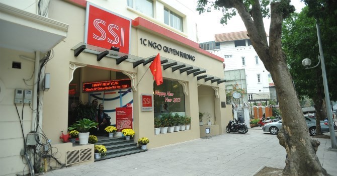 'Khó có điều chỉnh sâu, thị trường sẽ lan tỏa dòng tiền từ Ngân hàng sang các nhóm ngành khác'