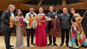giai dieu nga mang khong gian am nhac dac sac tu xu so bach duong toi viet nam