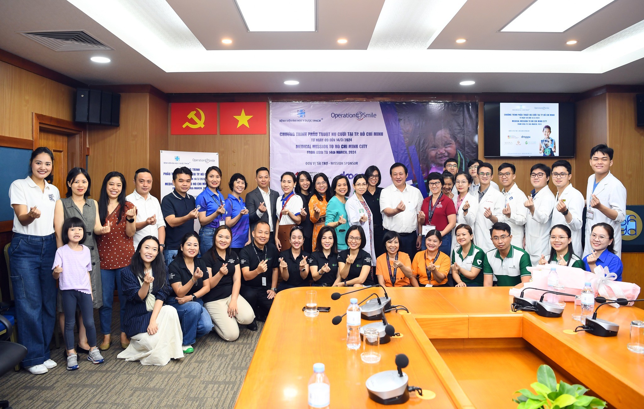 Nhiều bệnh nhân nghèo tại thành phố Hồ Chí Minh được phẫu thuật miễn phí