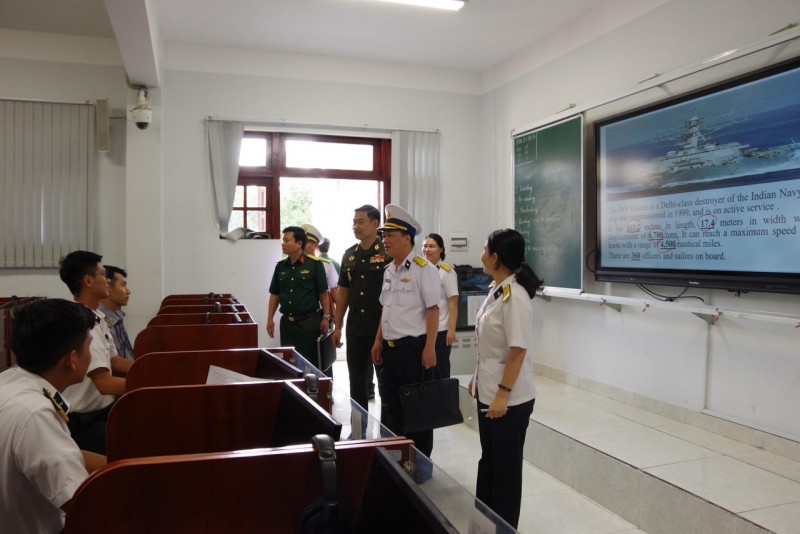 Tăng cường hợp tác đào tạo giữa Trường Cao đẳng Kỹ thuật Hải quân và Campuchia