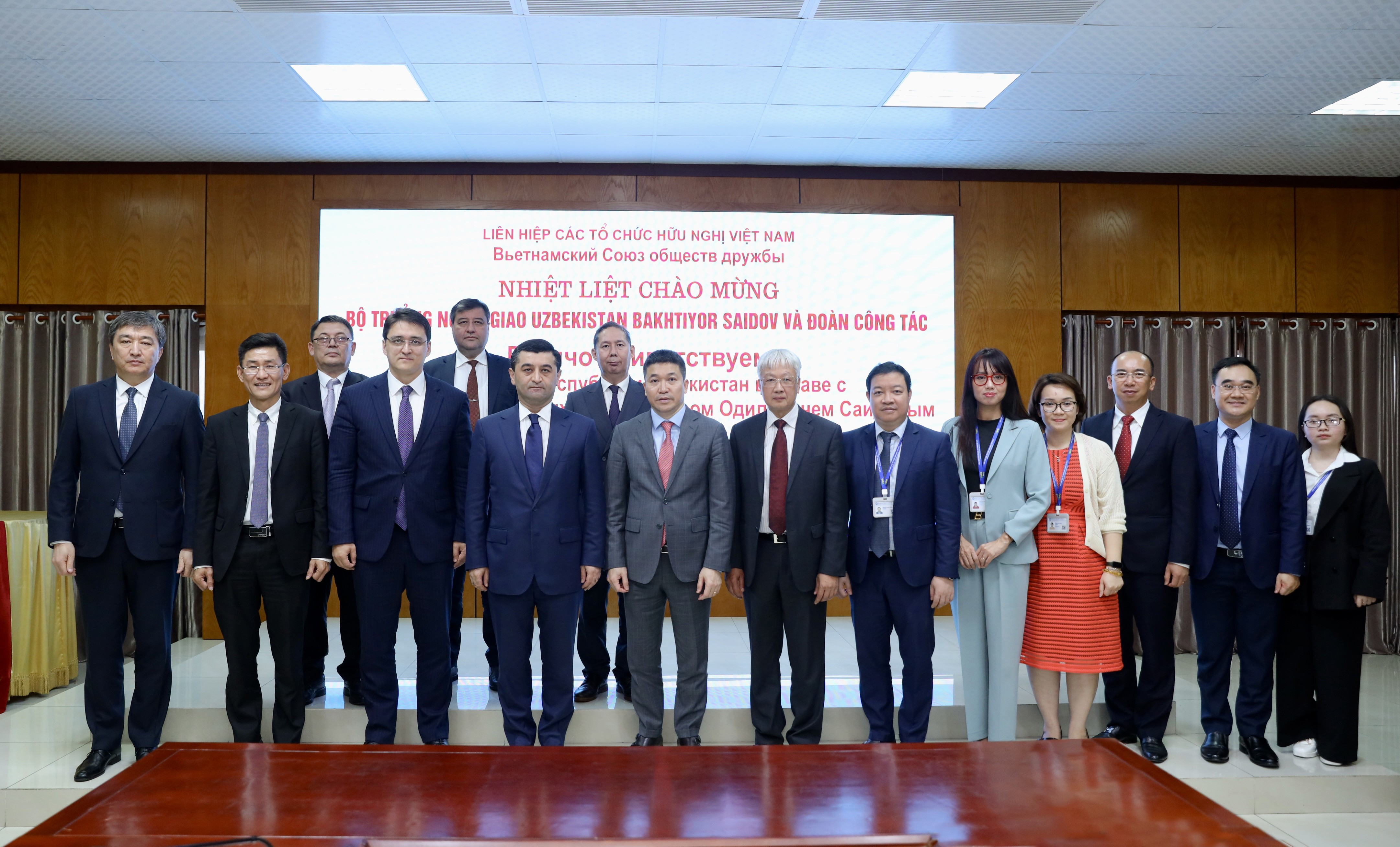 Tăng cường hợp tác, giao lưu nhân dân Việt Nam – Uzbekistan