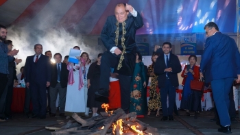 “Tết cổ truyền Novruz” tại Hà Nội: sống động, hấp dẫn