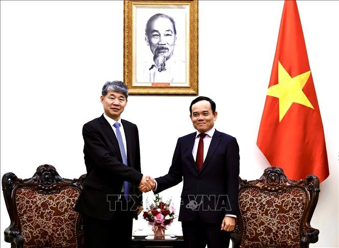 Phó Thủ tướng Trần Lưu Quang tiếp Phó Tổng Giám đốc IAEA