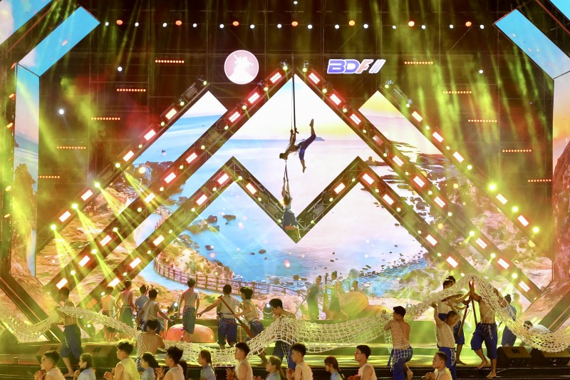 Hoàng tráng, sống động Lễ khai mạc Tuần lễ Thể thao, văn hóa và du lịch Bình Định 2024