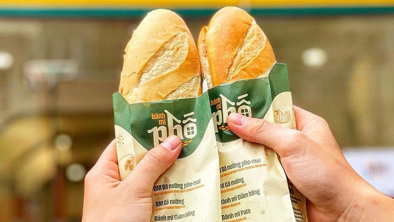 Kể chuyện bánh mì nhân ngày bánh mì Việt Nam vào từ điển Oxford
