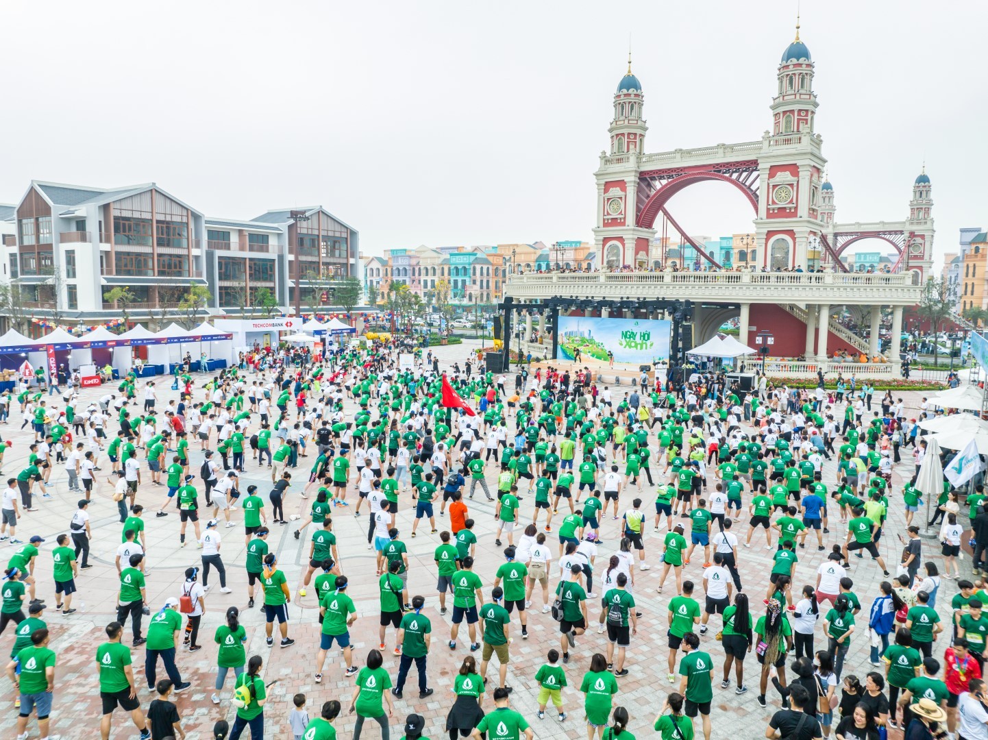 Hàng chục nghìn người “cháy” hết mình tại sự kiện vì môi trường “Ngày Hội Xanh”
