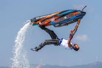 van dong vien uae khieu nai thanh cong tai giai dua grand prix tai viet nam