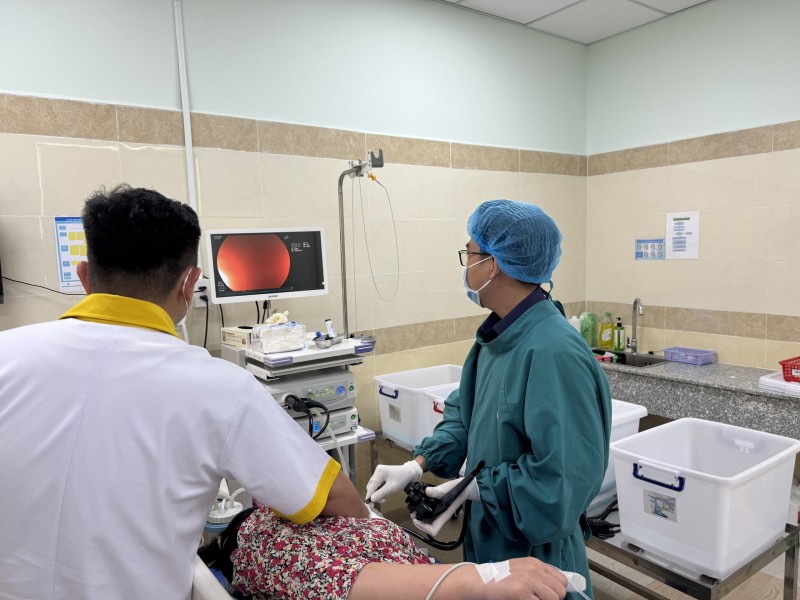 Bệnh viện Đại học Nam Cần Thơ: tổ chức khám, tư vấn miễn phí các bệnh lý về dạ dày, gan