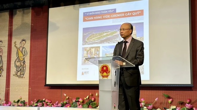Sinh viên Việt Nam tại Pháp tổ chức ủng hộ đồng bào, chiến sỹ Hoàng Sa-Trường Sa