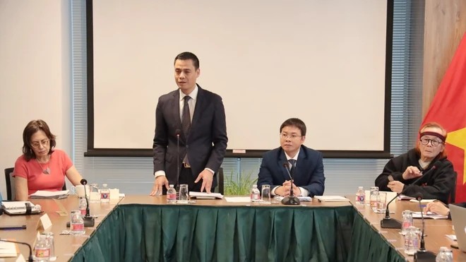 Phó Trưởng Ban Đối ngoại Trung ương gặp gỡ các bạn bè Mỹ ủng hộ Việt Nam
