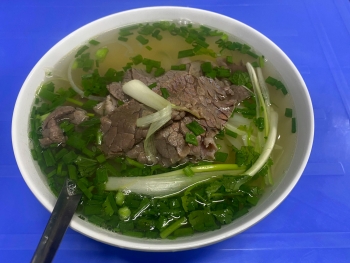 Báo quốc tế ca ngợi biến tấu đa dạng của phở Việt Nam