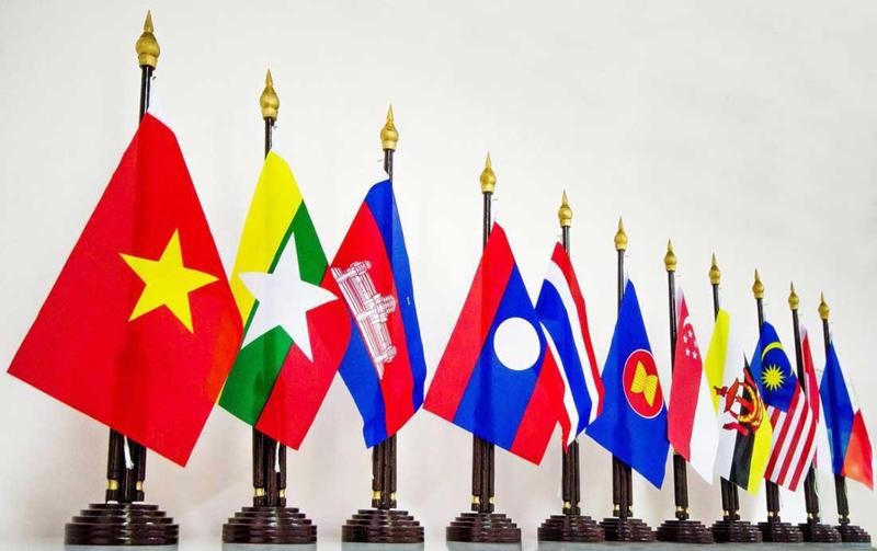 Tổ chức Cuộc thi và Triển lãm tranh đồ họa các nước ASEAN