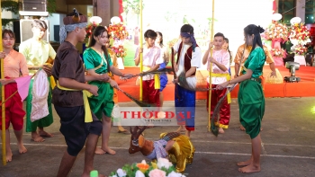 Lưu học sinh Campuchia vui Tết Chol Chnam Thmay
