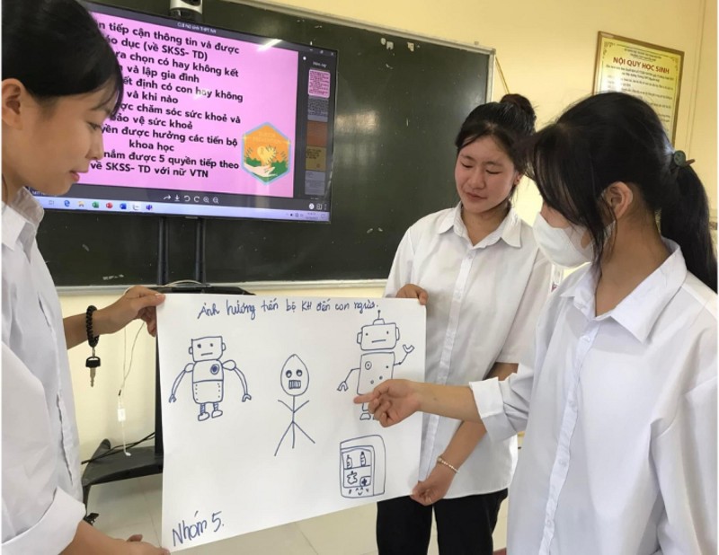 Nhân rộng mô hình câu lạc bộ trang bị kỹ năng sống cho nữ sinh dân tộc thiểu số