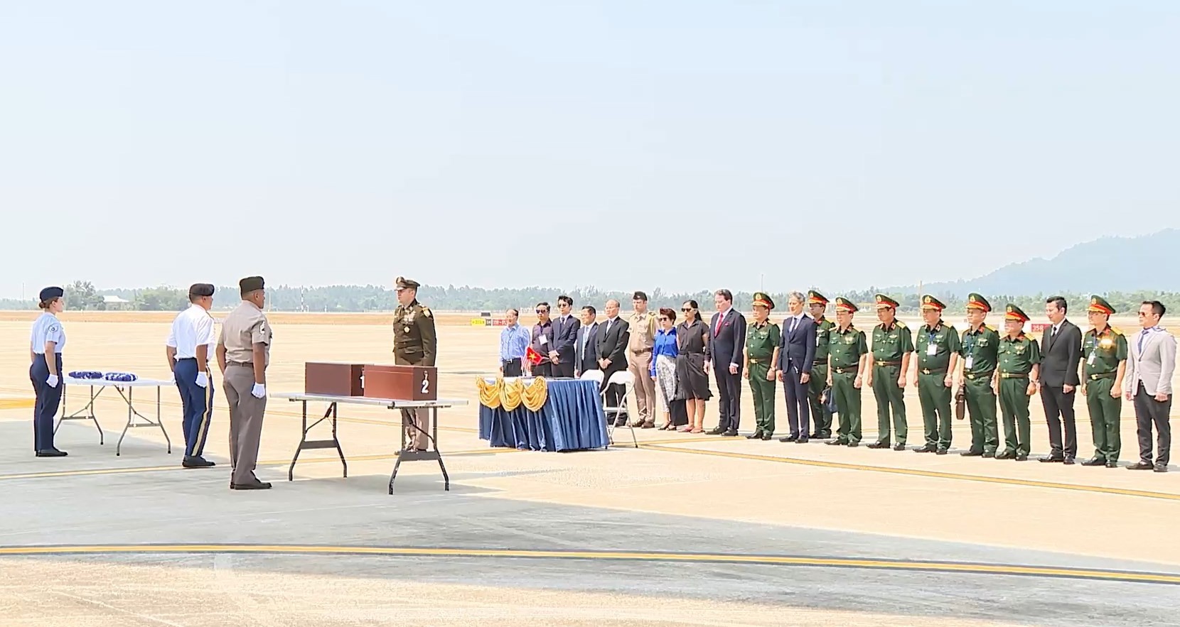 02 hài cốt quân nhân Hoa Kỳ mất tích trong chiến tranh hồi hương