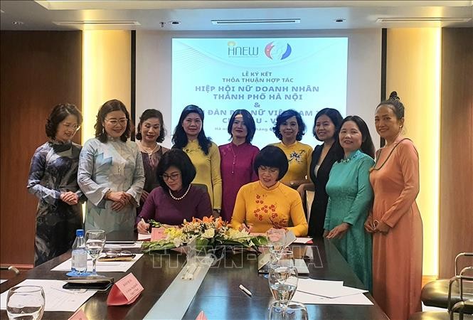 Hợp tác nâng cao vị thế và đóng góp của phụ nữ Việt Nam