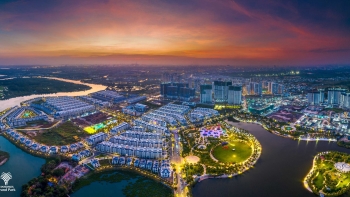 vinhomes ra mat cau lac bo khach hang tinh hoa voi nhieu chinh sach cham soc dac quyen