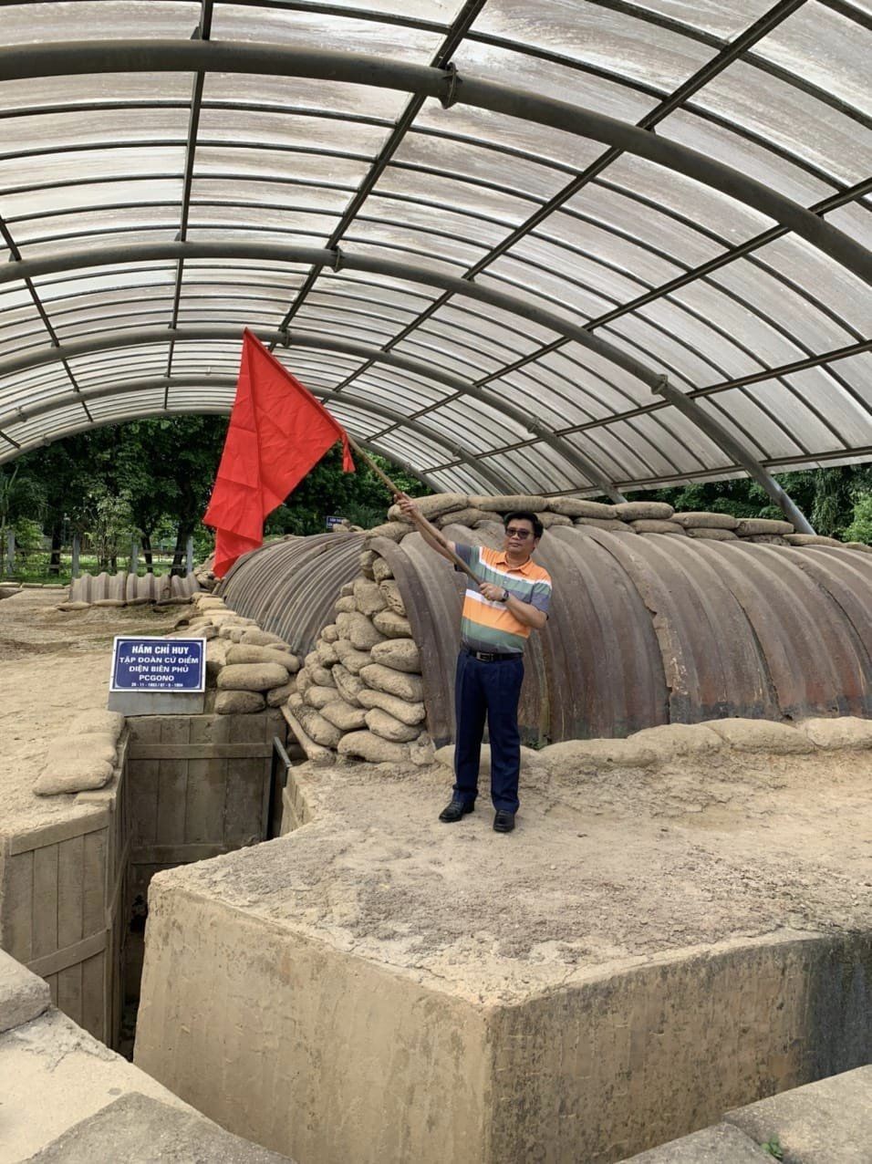 Bạn bè quốc tế hào hứng chia sẻ tình cảm, kỷ niệm nhân dịp 70 năm Chiến thắng Điện Biên Phủ Bạn bè quốc tế hào hứng chia sẻ tình cảm, kỷ niệm nhân dịp 70 năm Chiến thắng Điện Biên Phủ