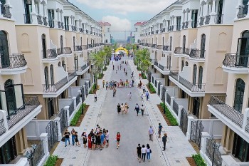 “Bắt bệnh” thị trường bât động sản: Lộ diện 4 “điểm đau” và “3 mất” của người mua nhà