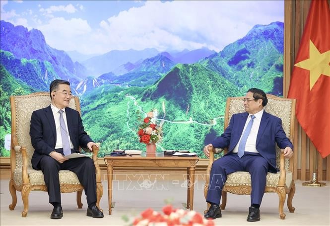Thủ tướng Phạm Minh Chính tiếp Phó Ủy viên trưởng Nhân đại toàn quốc Trung Quốc