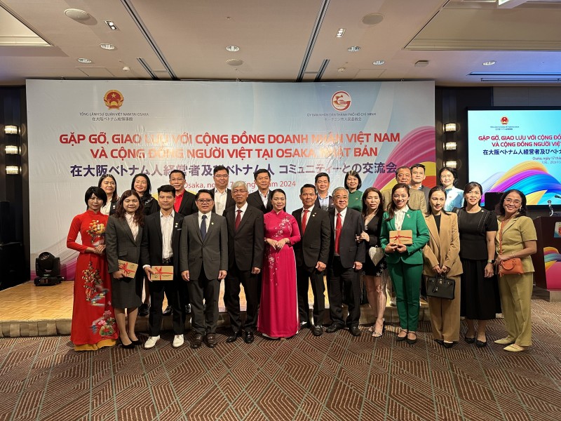 TP.HCM gặp gỡ, giao lưu với cộng đồng người Việt tại Osaka, Nhật Bản